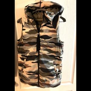 Lululemon Puff Vest - Reversible